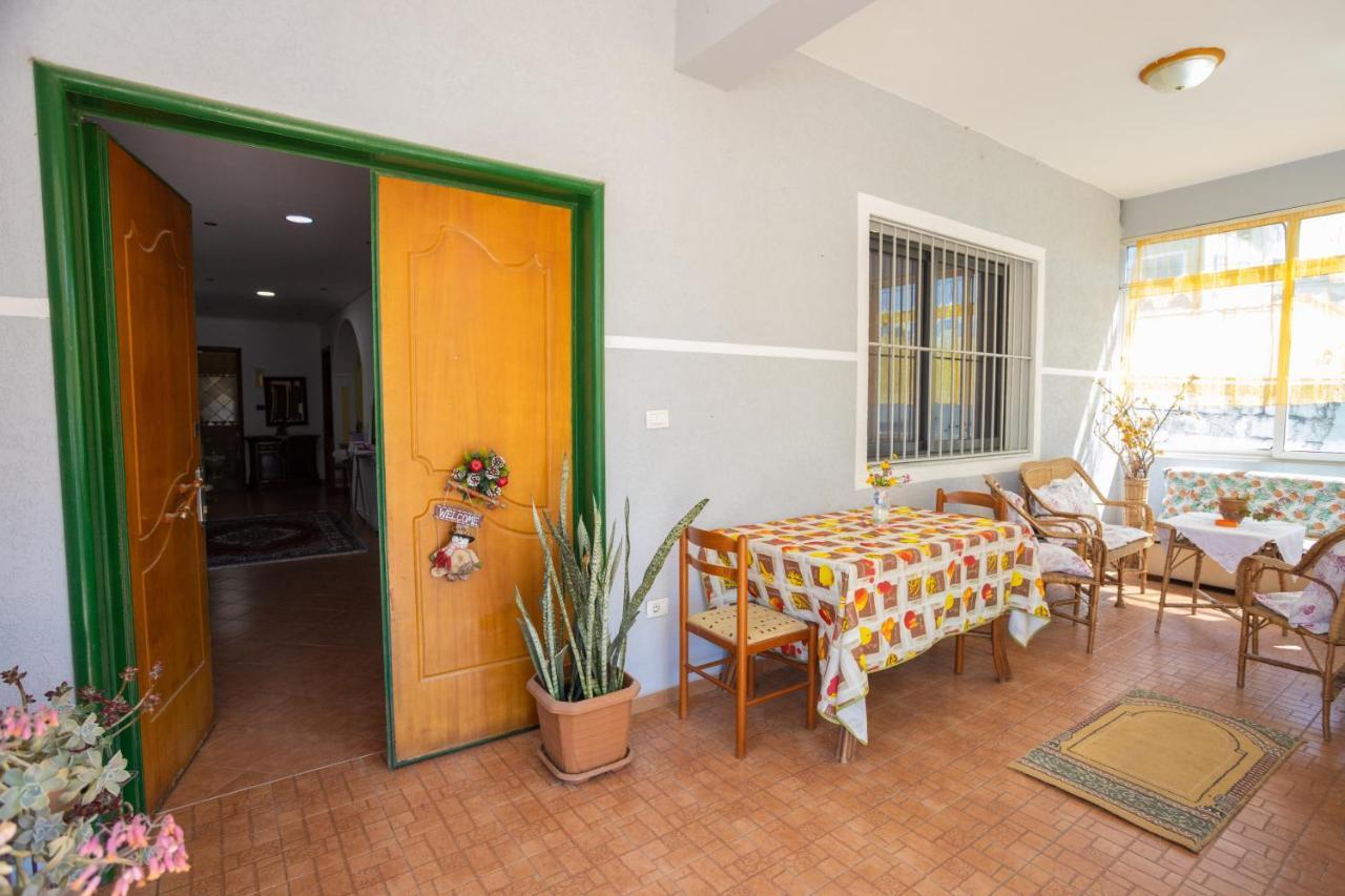 Vila Aulona Vlorë Εξωτερικό φωτογραφία